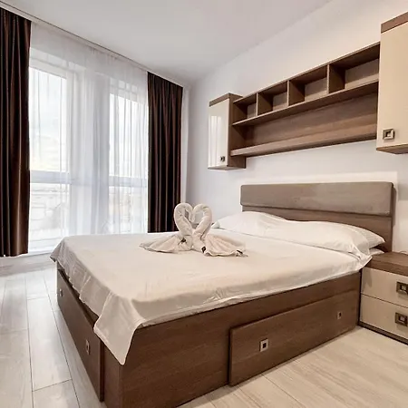 アパート Tamy Airport - Parking, Kingsize Bed クルージュ＝ナポカ