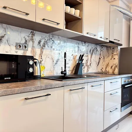 Tamy Airport - Parking, Kingsize Bed * クルージュ＝ナポカ