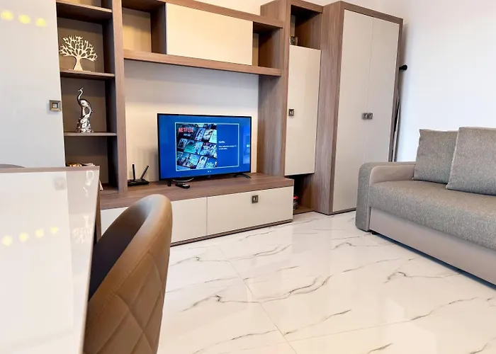 Tamy Airport - Parking, Kingsize Bed Apartament *