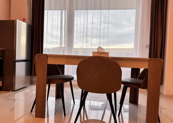 Tamy Airport - Parking, Kingsize Bed 아파트 *