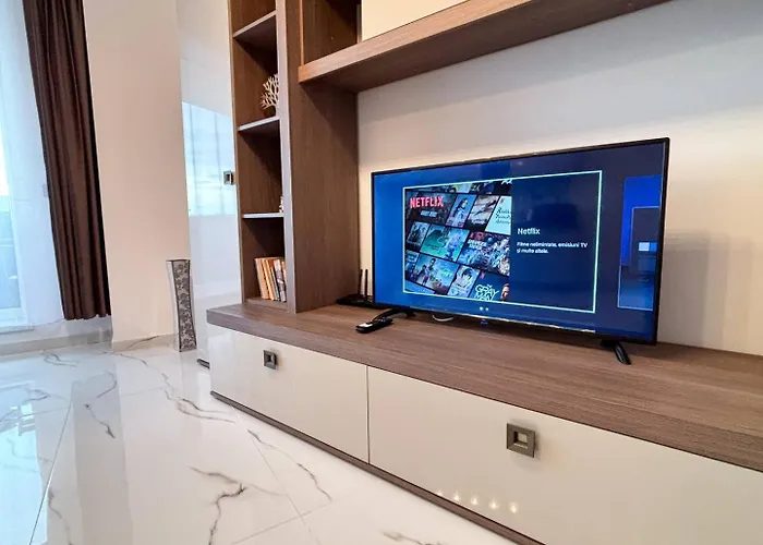 Tamy Airport - Parking, Kingsize Bed 클루지나포카