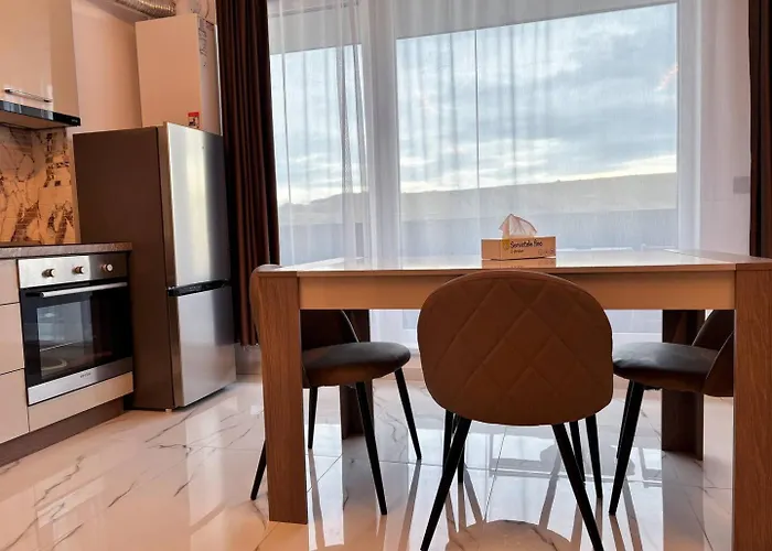 Tamy Airport - Parking, Kingsize Bed * 클루지나포카